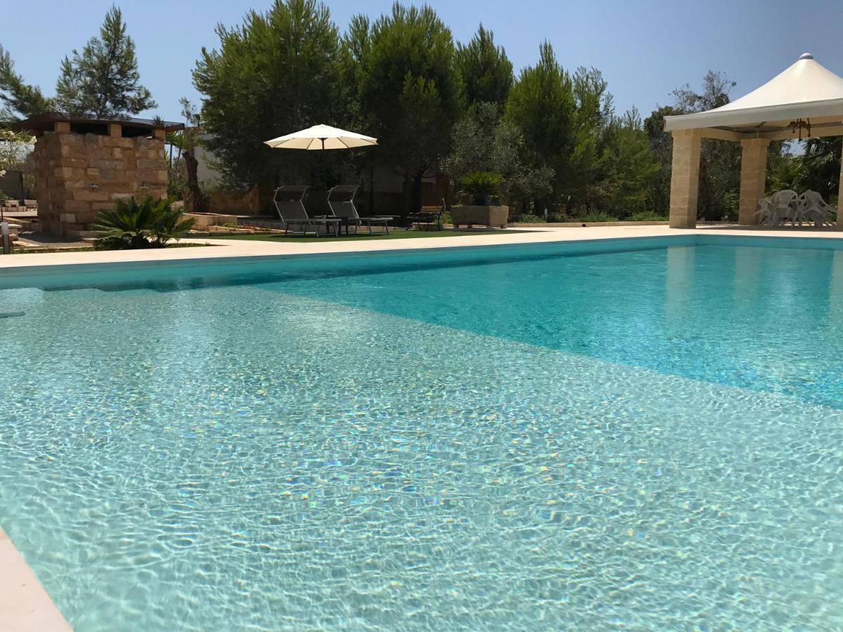 White Pool 4p - Gallipoli * Matino